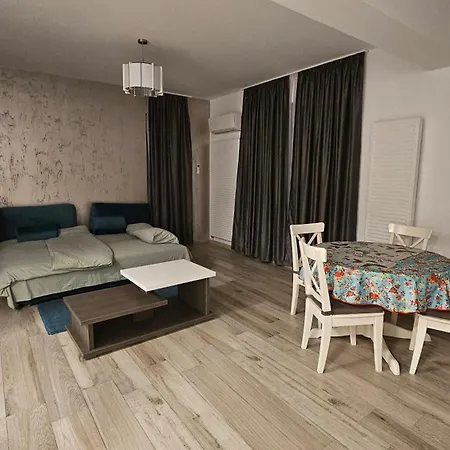 2 Mamaia Nord Апартаменты Нэводари